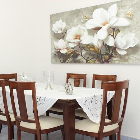 Leva'S Apartments Саранде Екстериор снимка