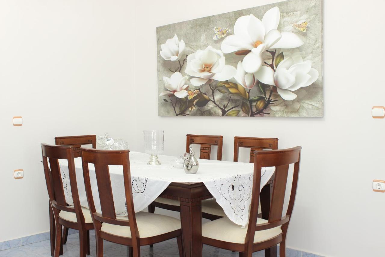 Leva'S Apartments Саранде Екстериор снимка